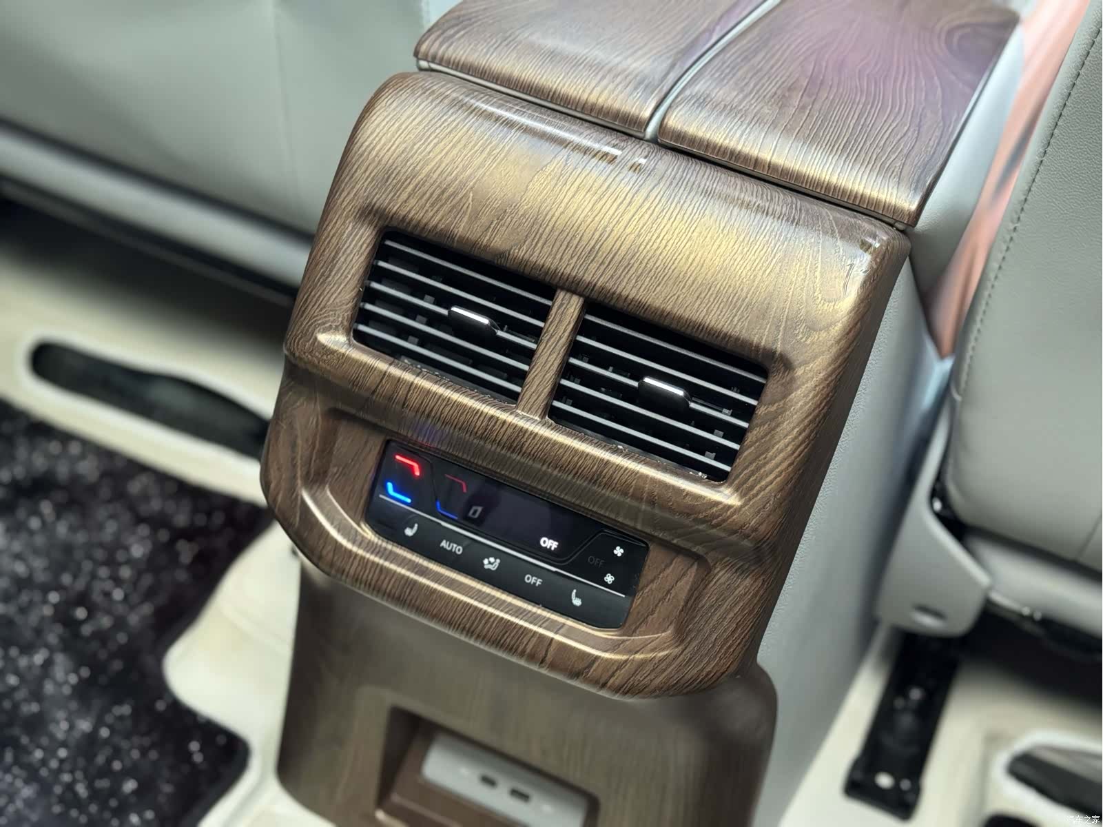 Volkswagen Teramont, 2022 19