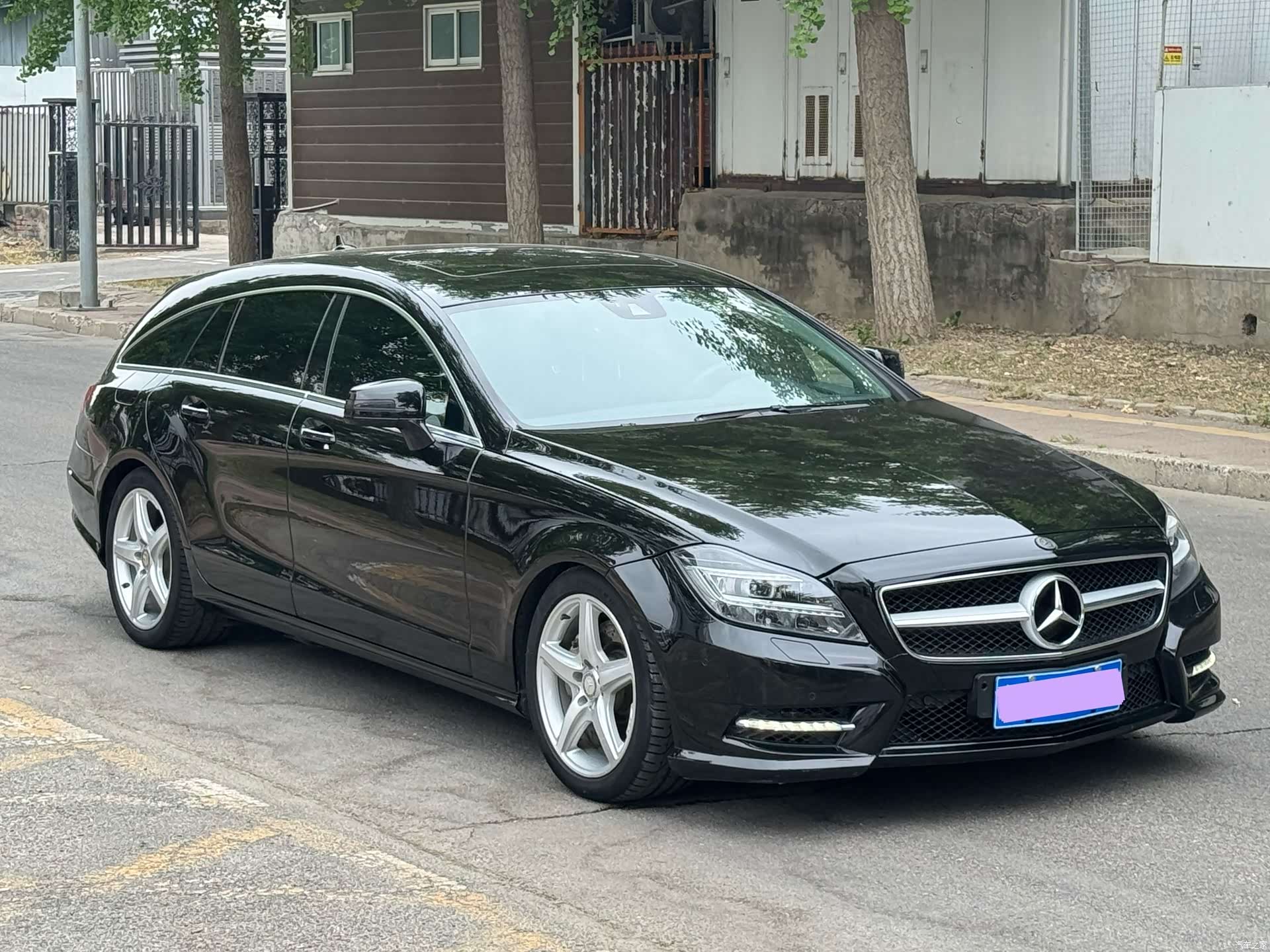 Mercedes-Benz CLS, 2014 24