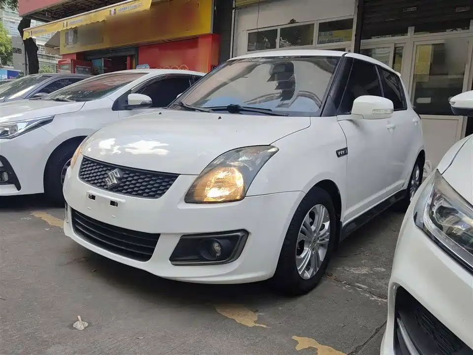 Suzuki Swift Suzuki Swift