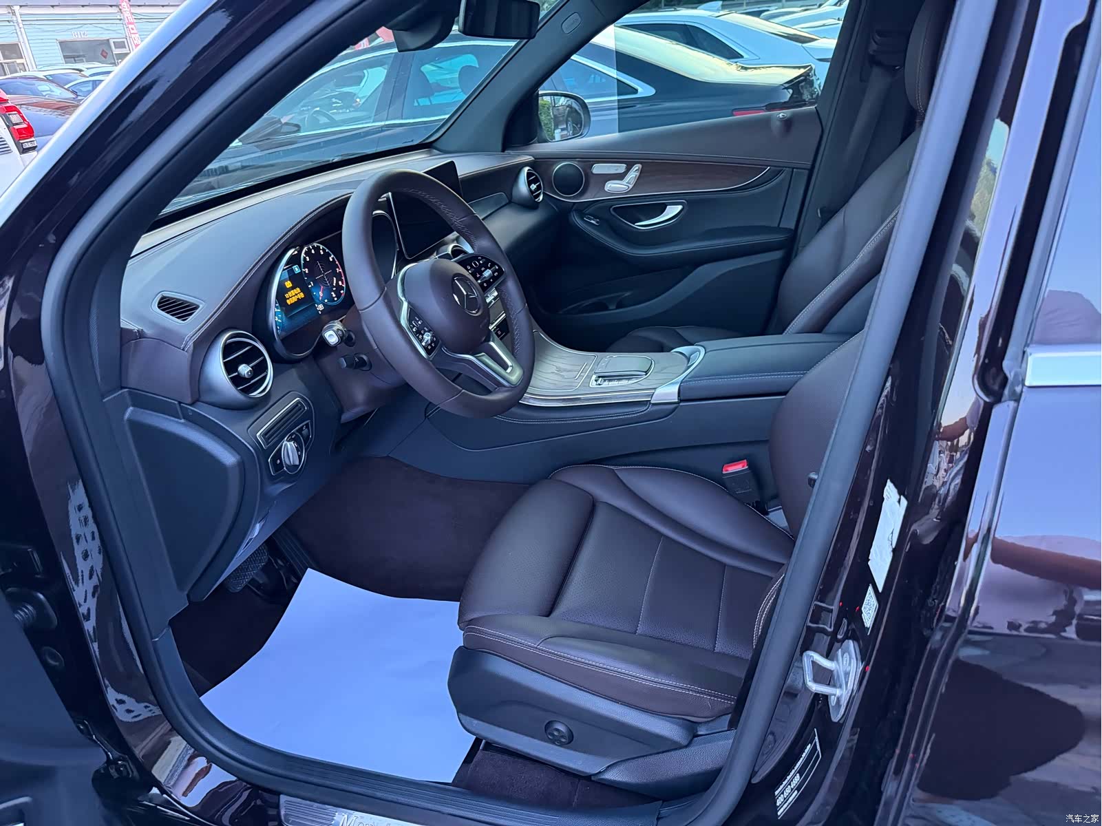 Mercedes-Benz GLC, 2020 все фото