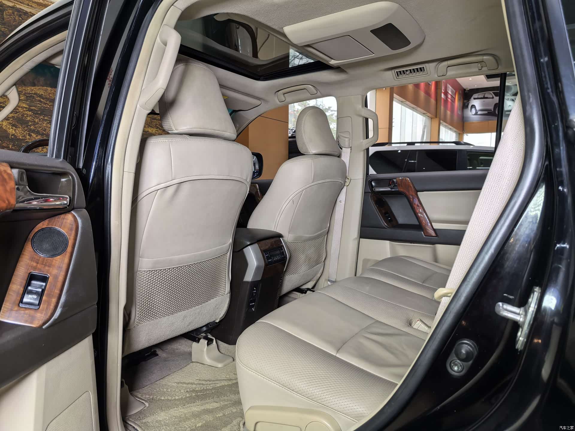 Toyota Prado, 2011 13