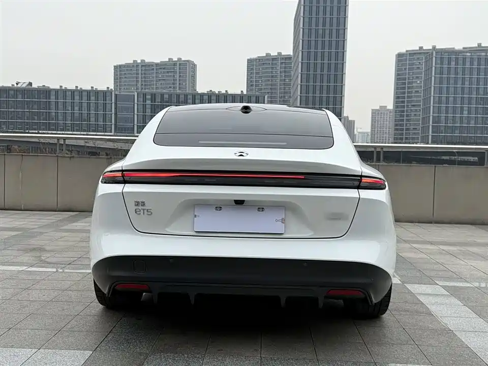 NIO ET5 NIO ET5