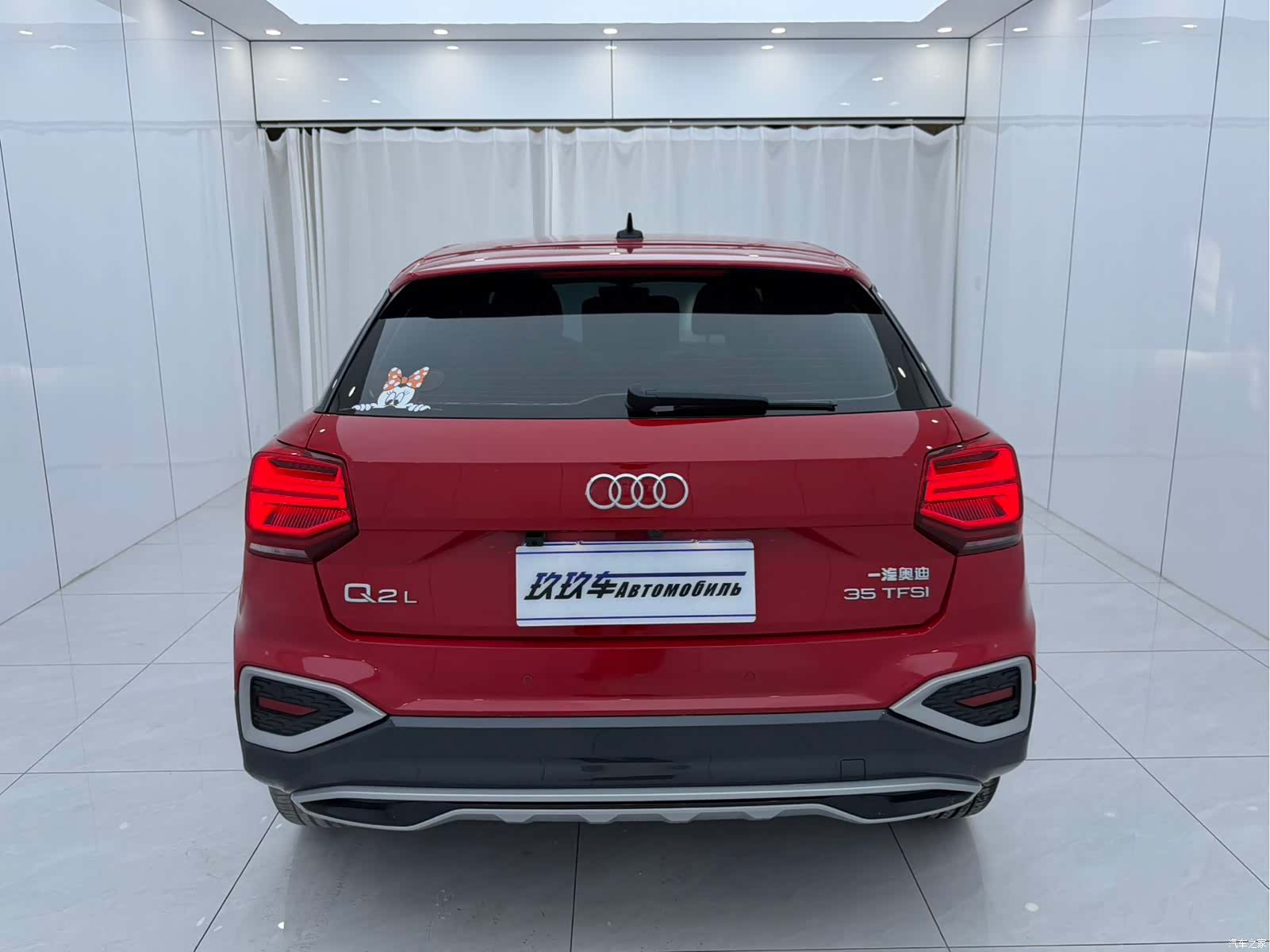 Audi Q2L, 2022 все фото