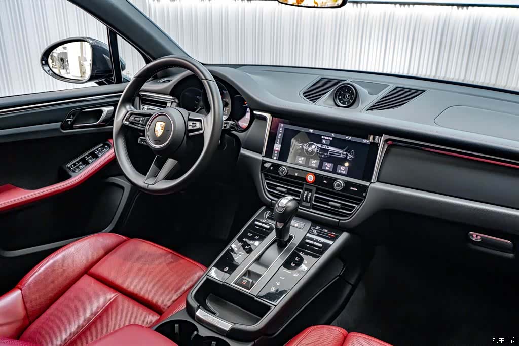 Porsche Macan, 2024 25