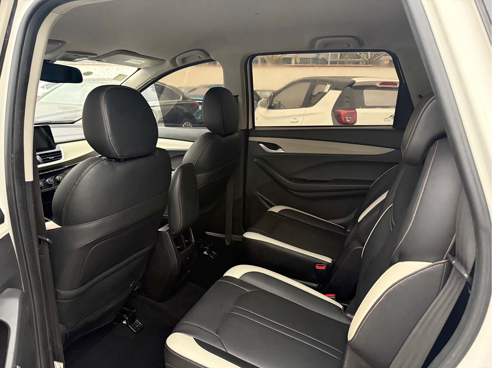 Wuling 360, 2020 7