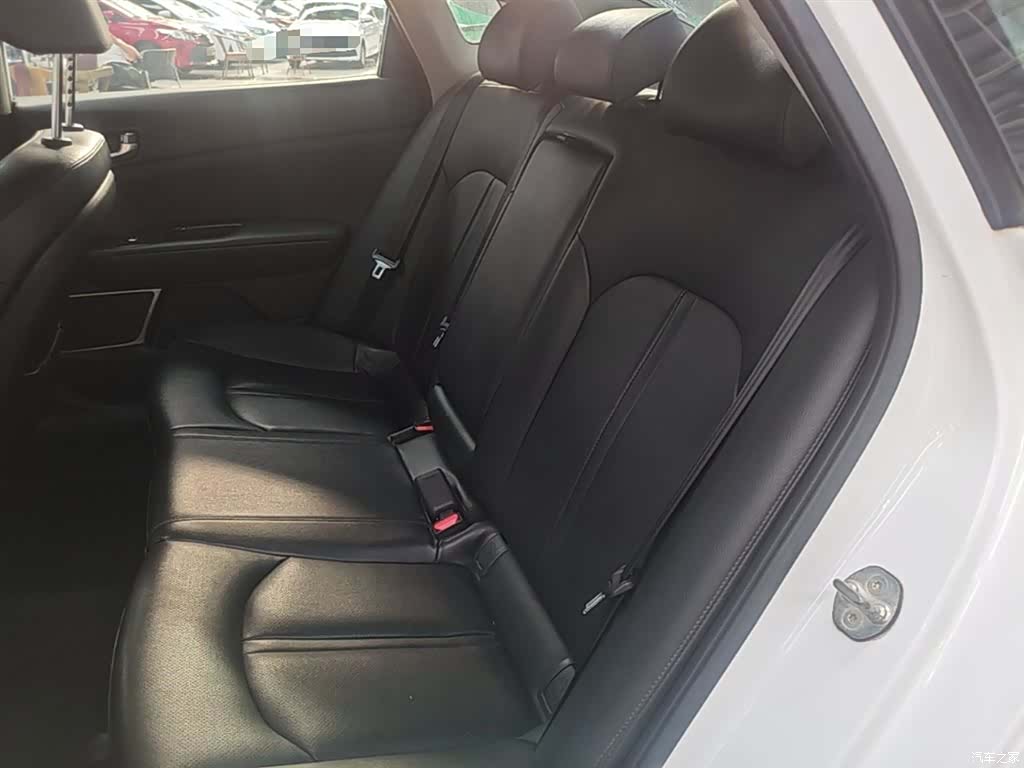 Kia K5, 2017 13