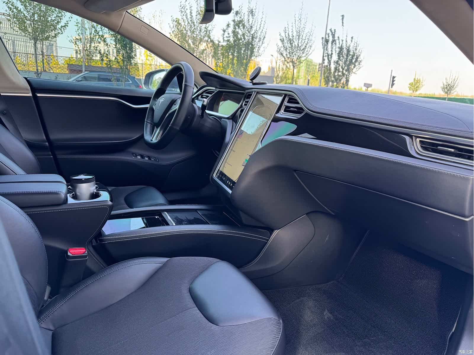 Tesla Model S, 2014 18