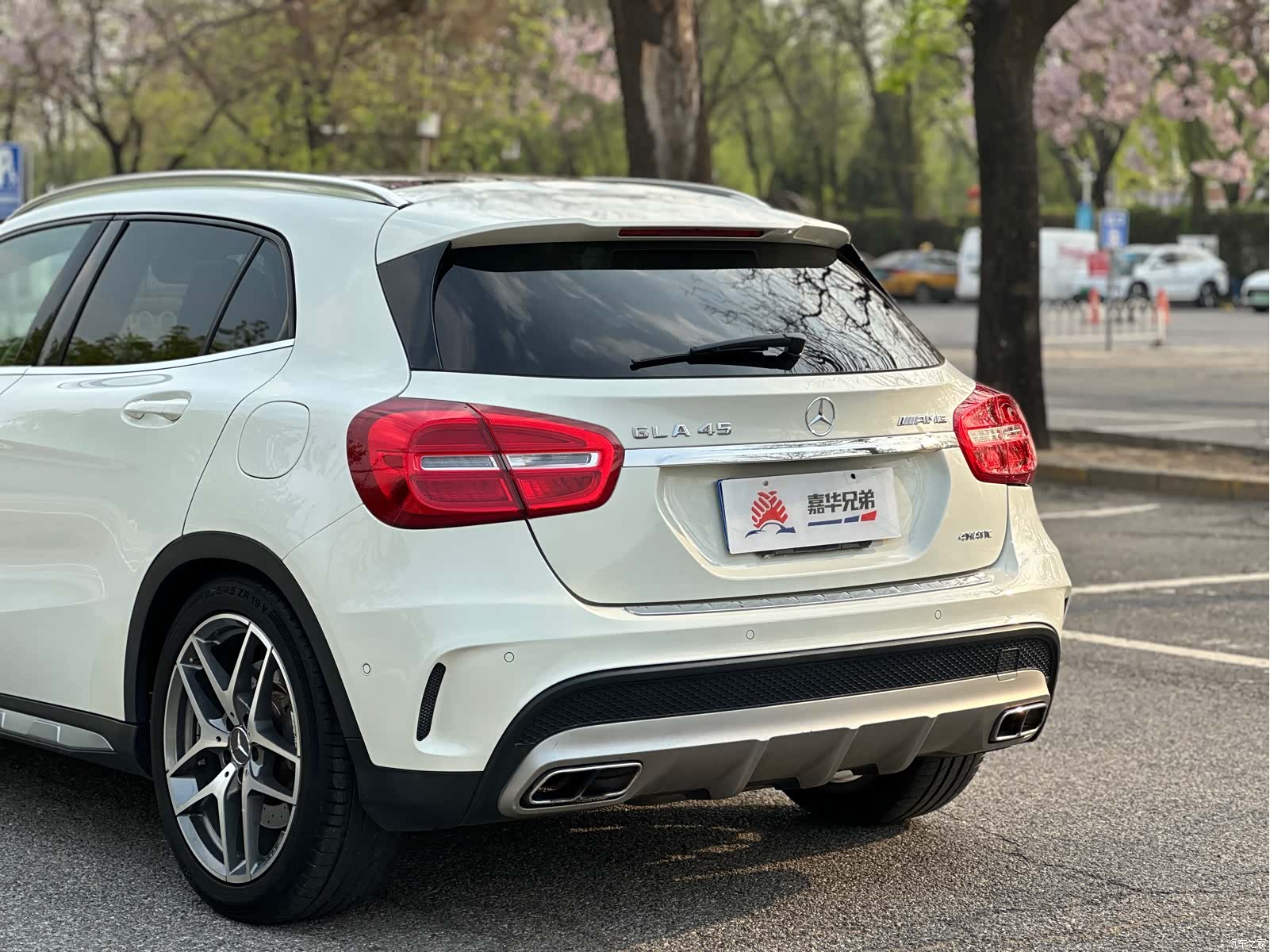 Mercedes-Benz GLA, 2015 12