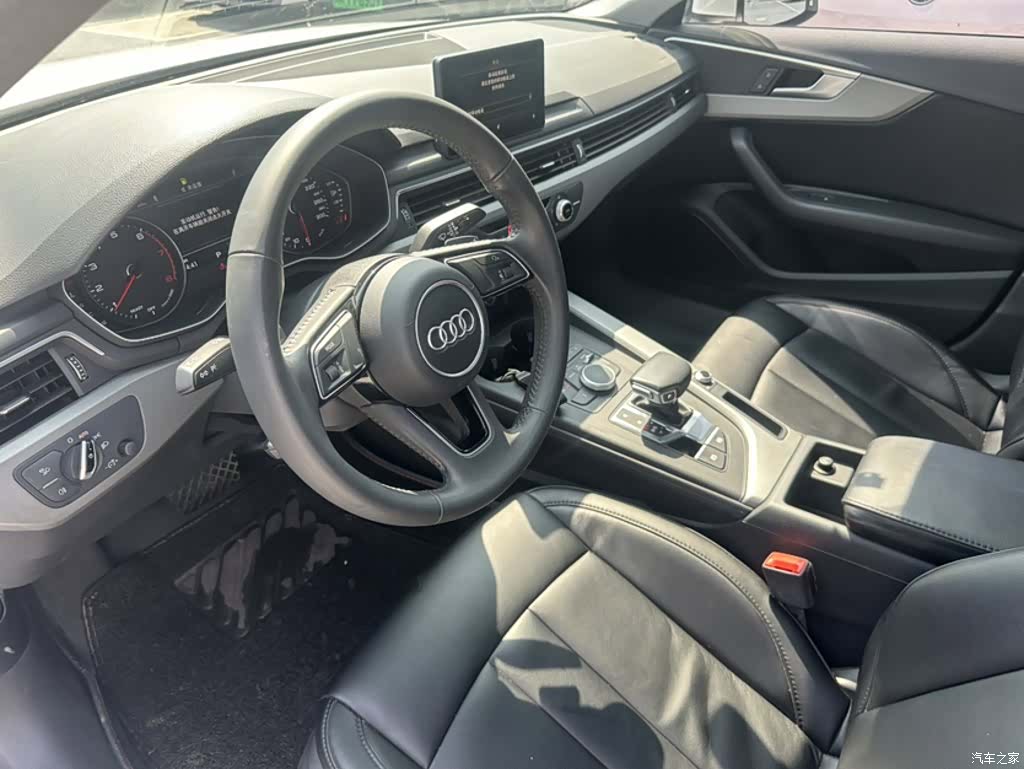Audi A4L, 2018 12