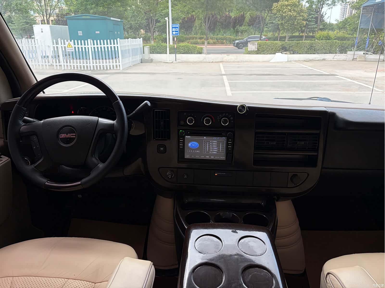 GMC SAVANA, 2012 9
