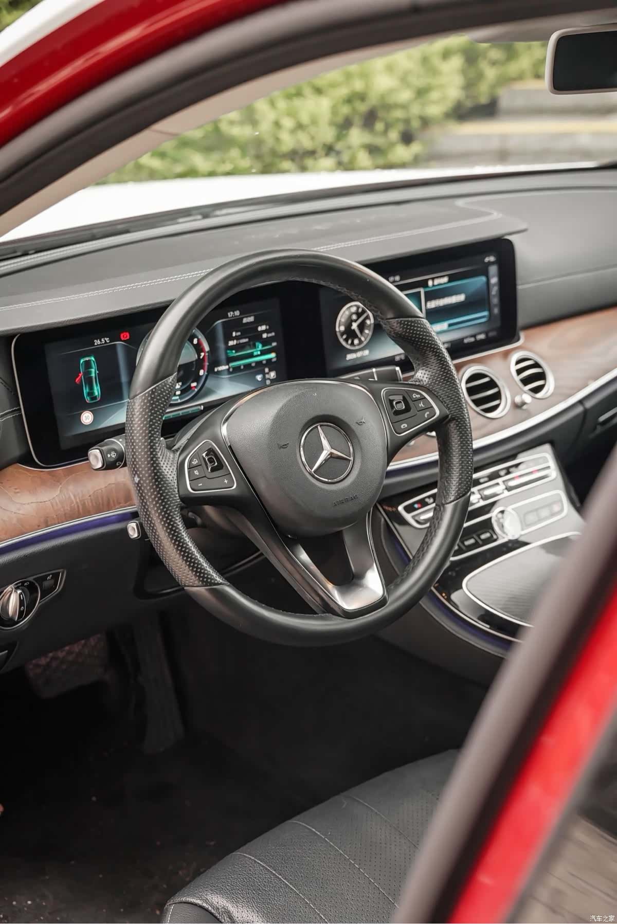 Mercedes-Benz E-Class, 2017 9