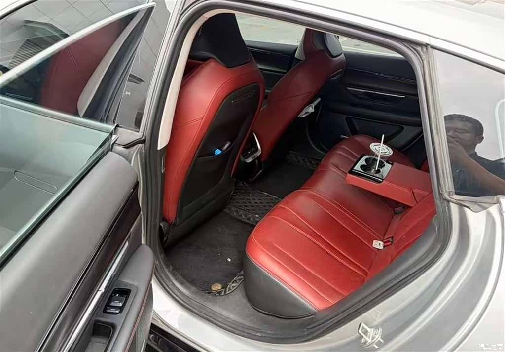 Xpeng P7, 2020 7