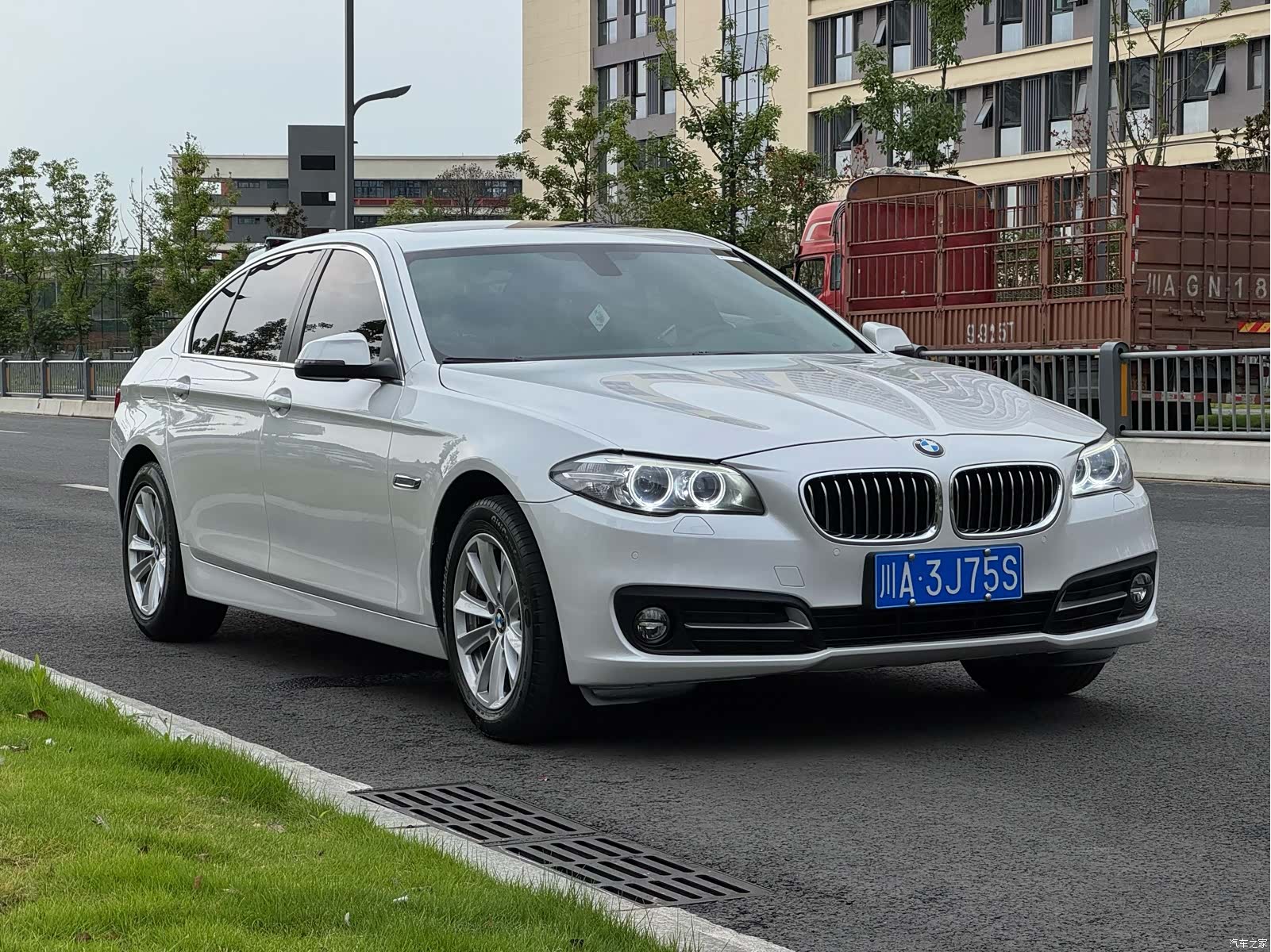 BMW 5 Series, 2016 3