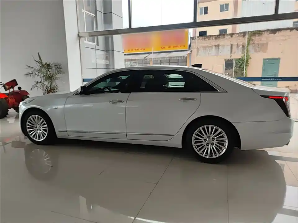 Cadillac CT6