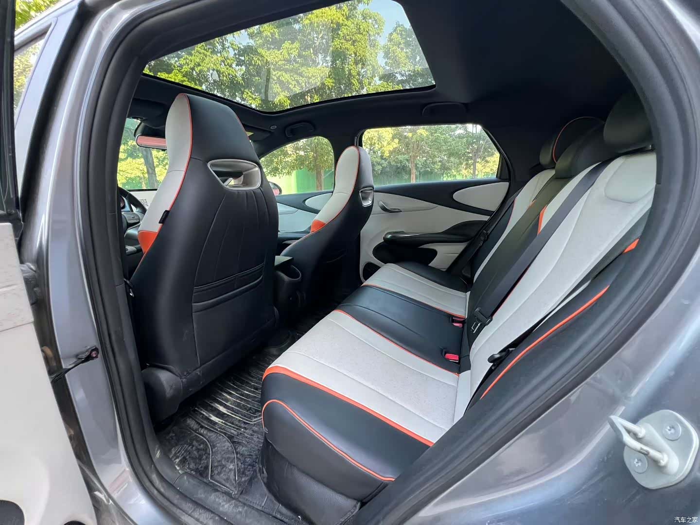 BYD Dolphin, 2022 6