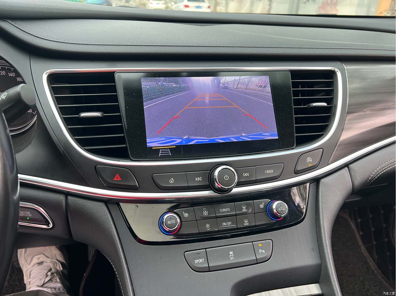 Buick LaCrosse, 2019 4
