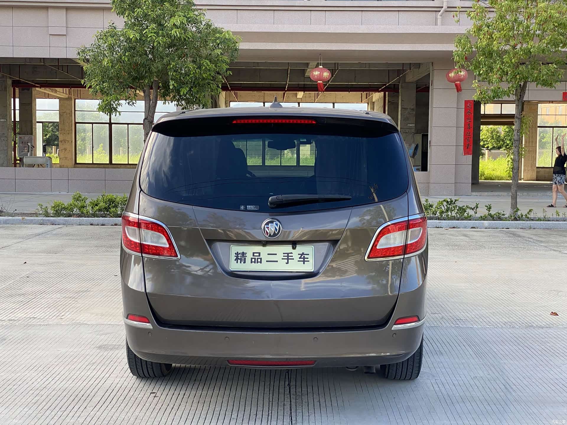 Buick GL8, 2013 8
