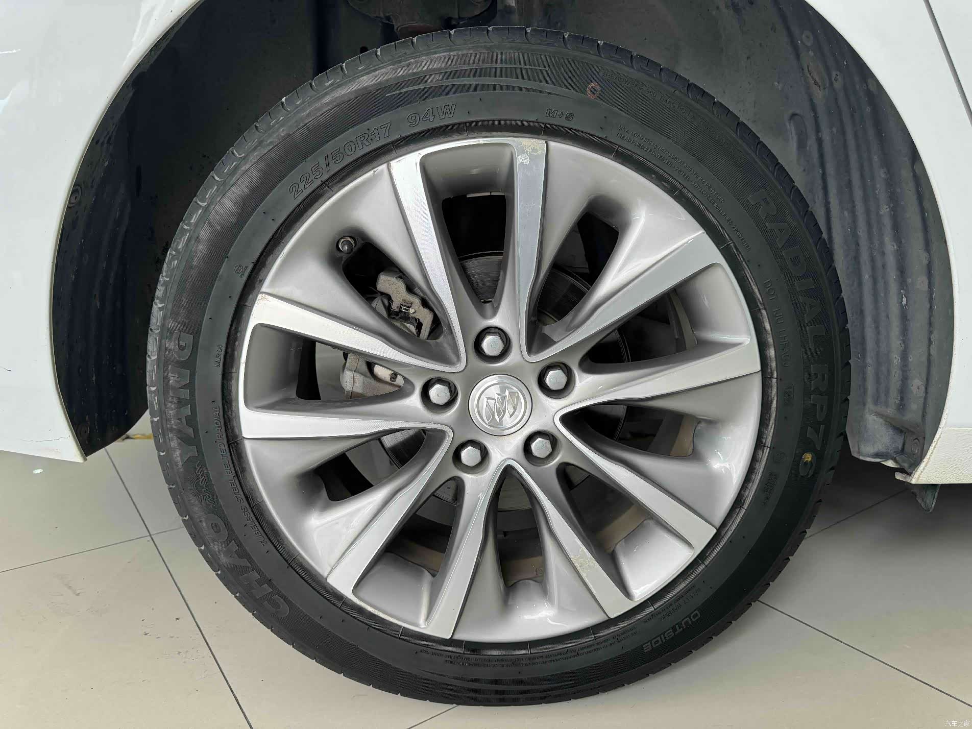 Buick GL6, 2018 9