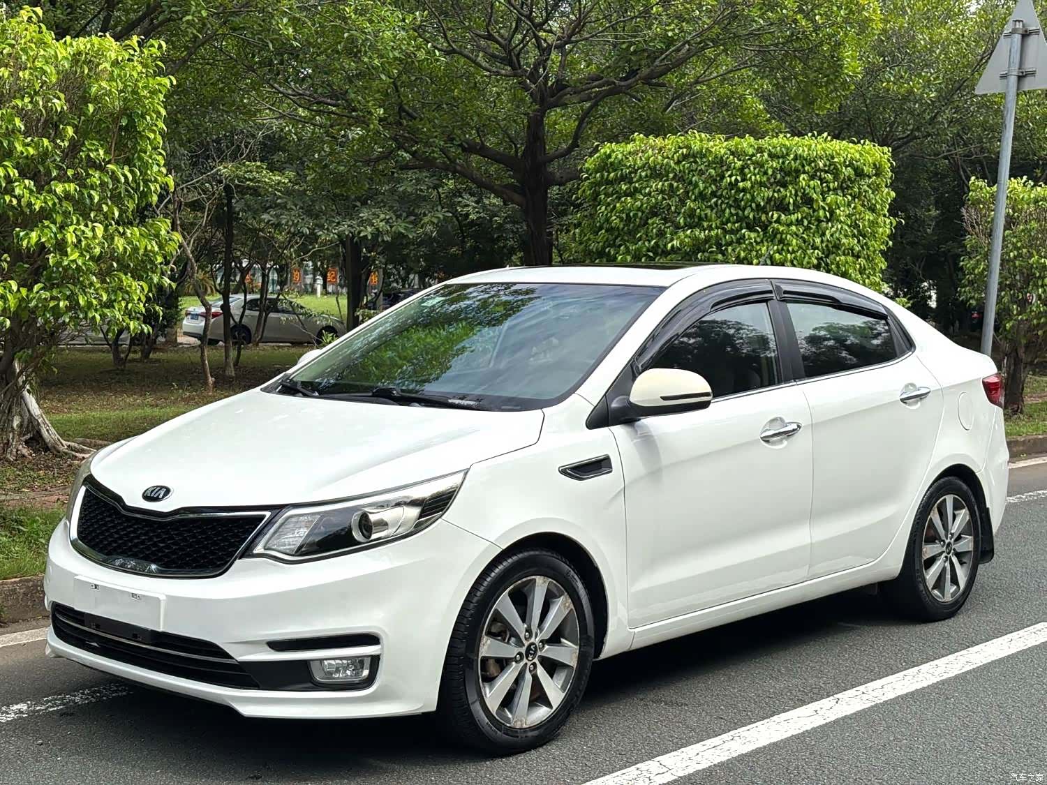 Kia K2, 2016 1