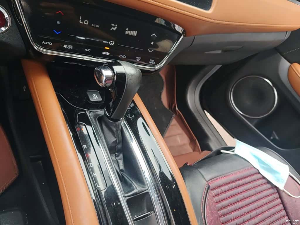 Honda Vezel, 2014 14