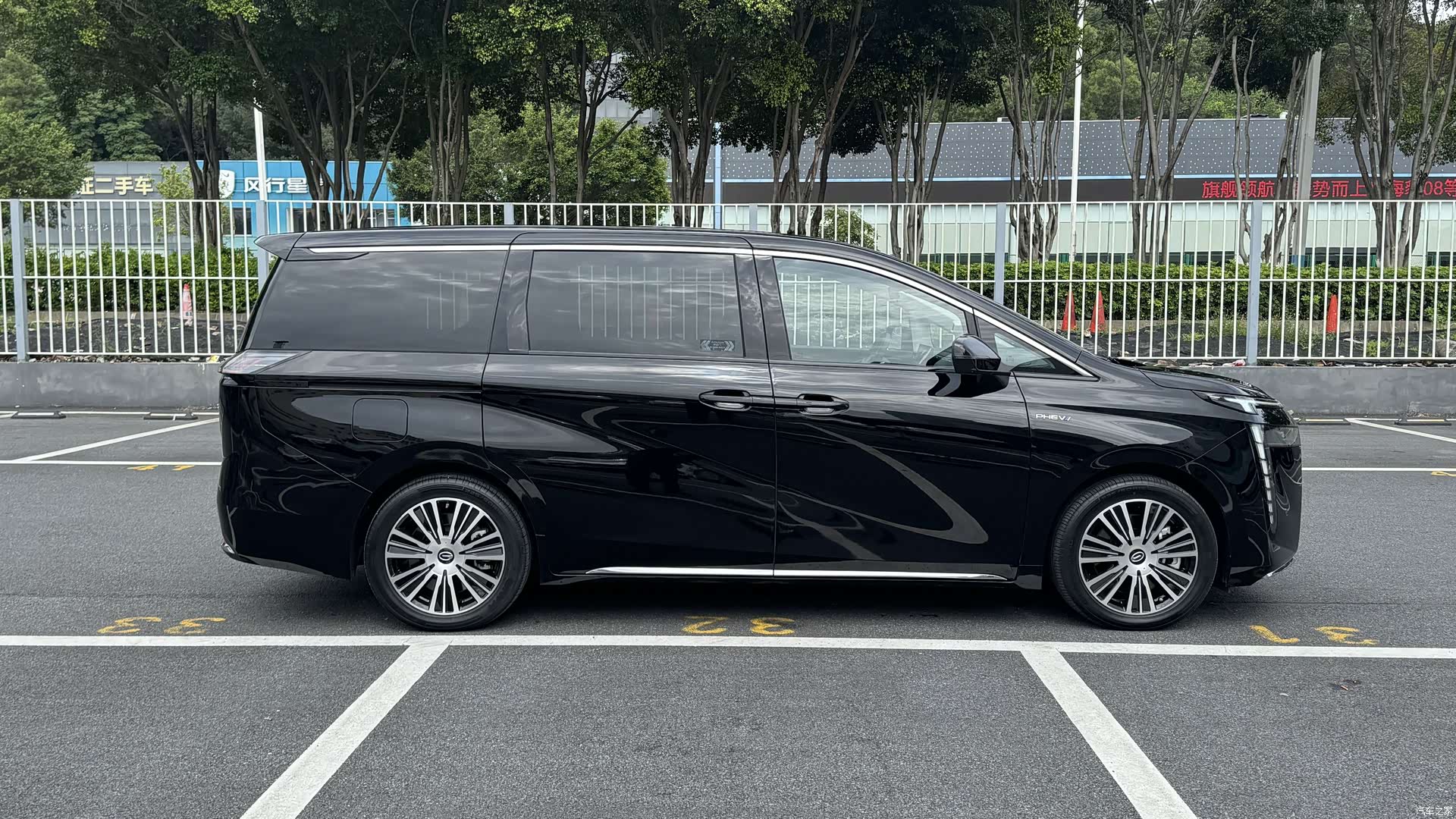 Trumpchi E8, 2024 7