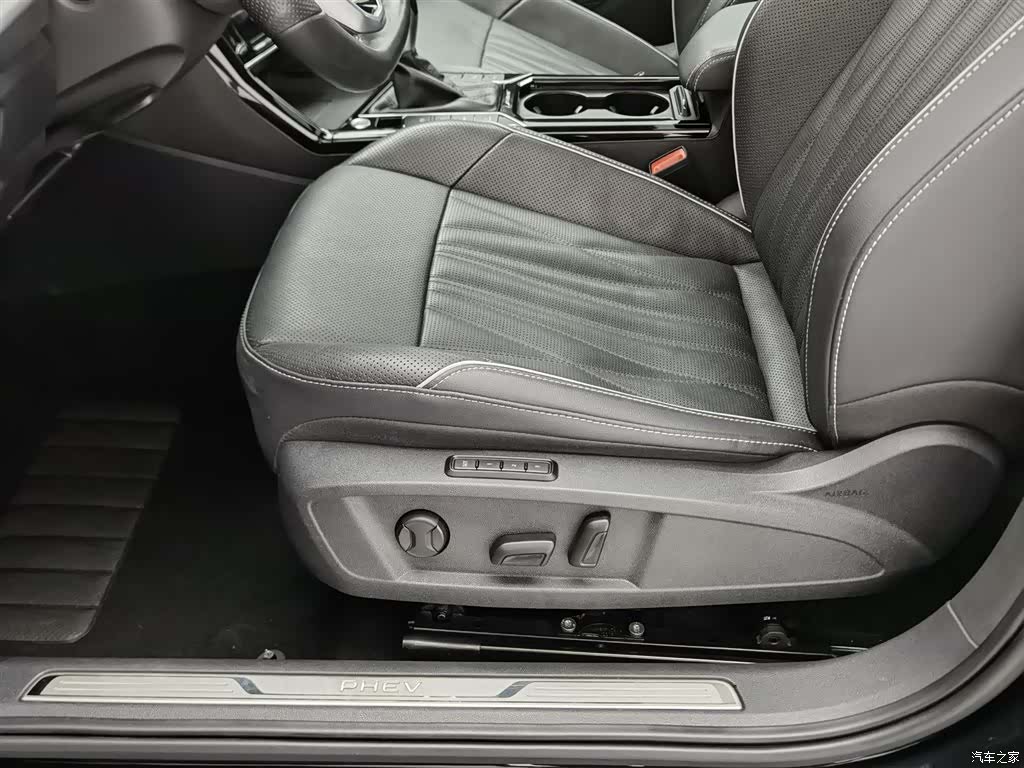 Volkswagen Passat, 2024 20