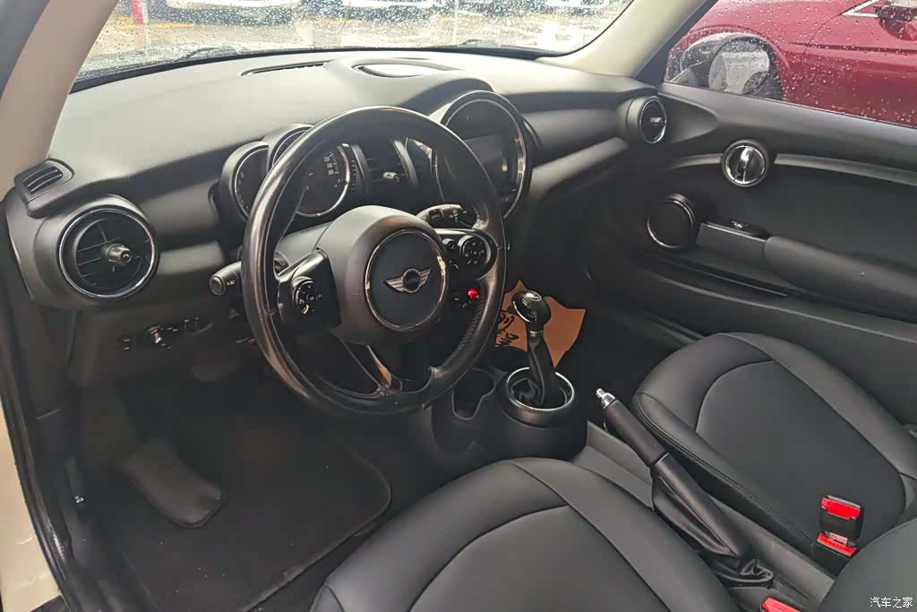 Mini ONE, 2014 12
