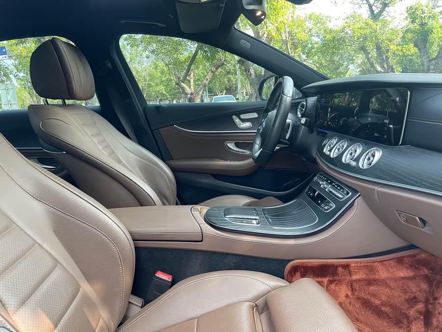 Mercedes-Benz E-Class 2021, фото 16