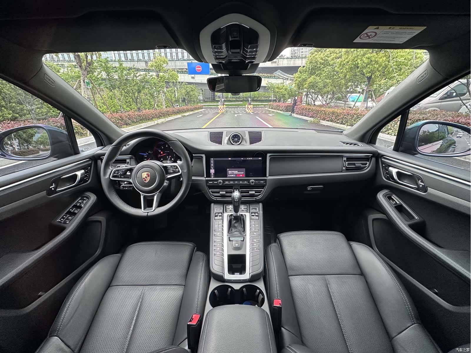 Porsche Macan, 2021 12