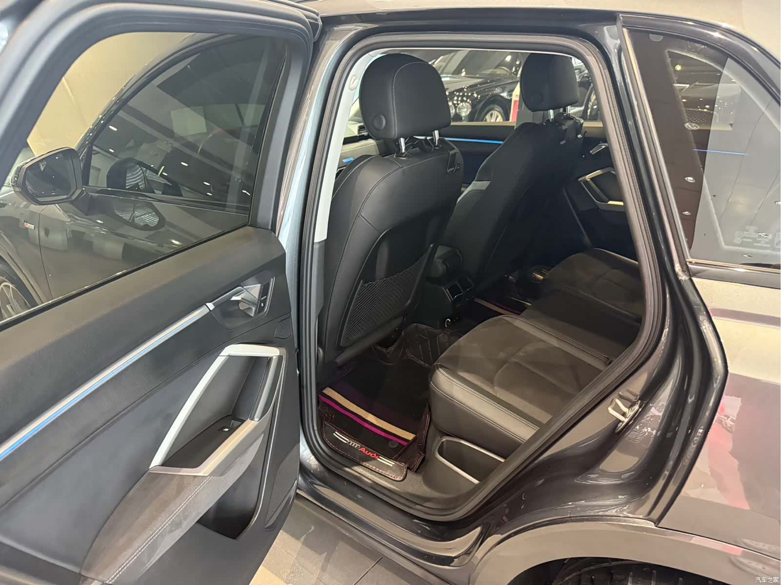 Audi Q3, 2023 8