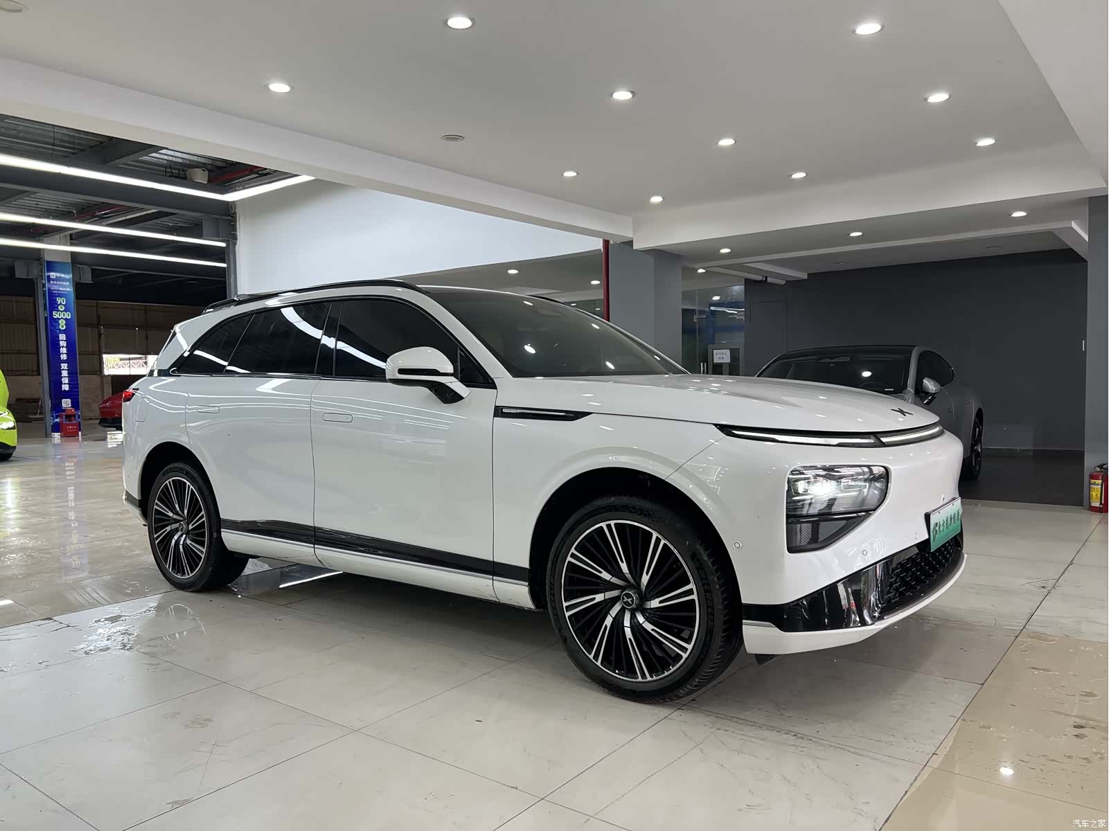 Xpeng G9, 2022 3