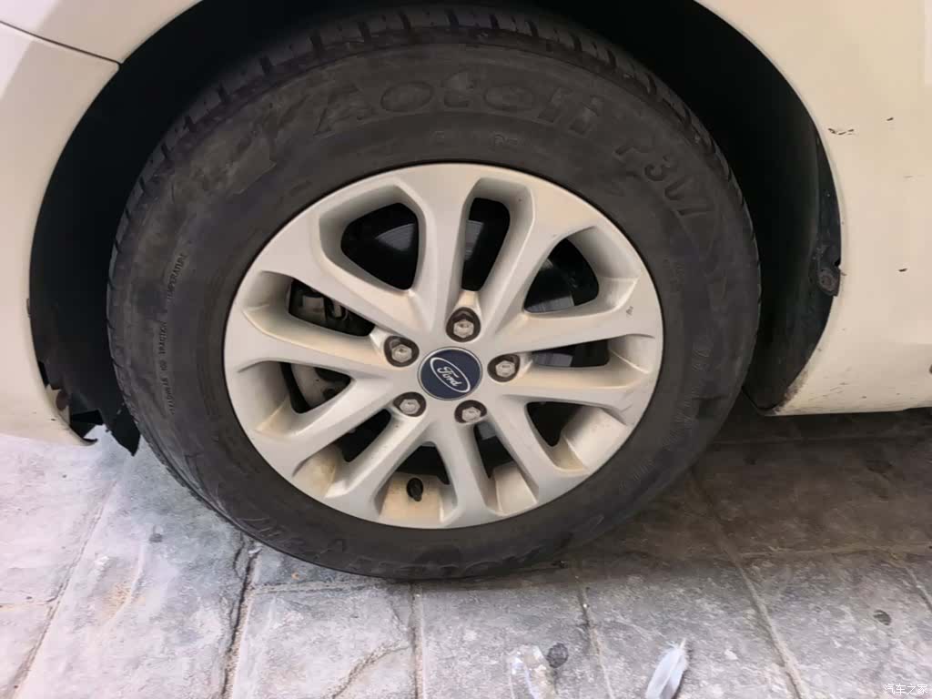 Ford Focus, 2016 23
