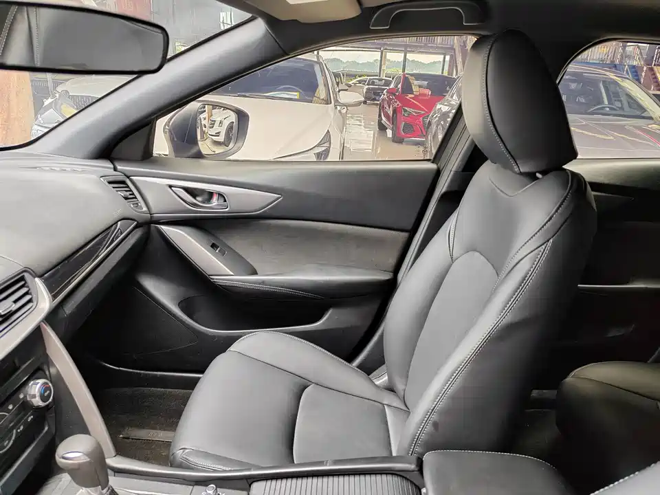 Mazda CX-4