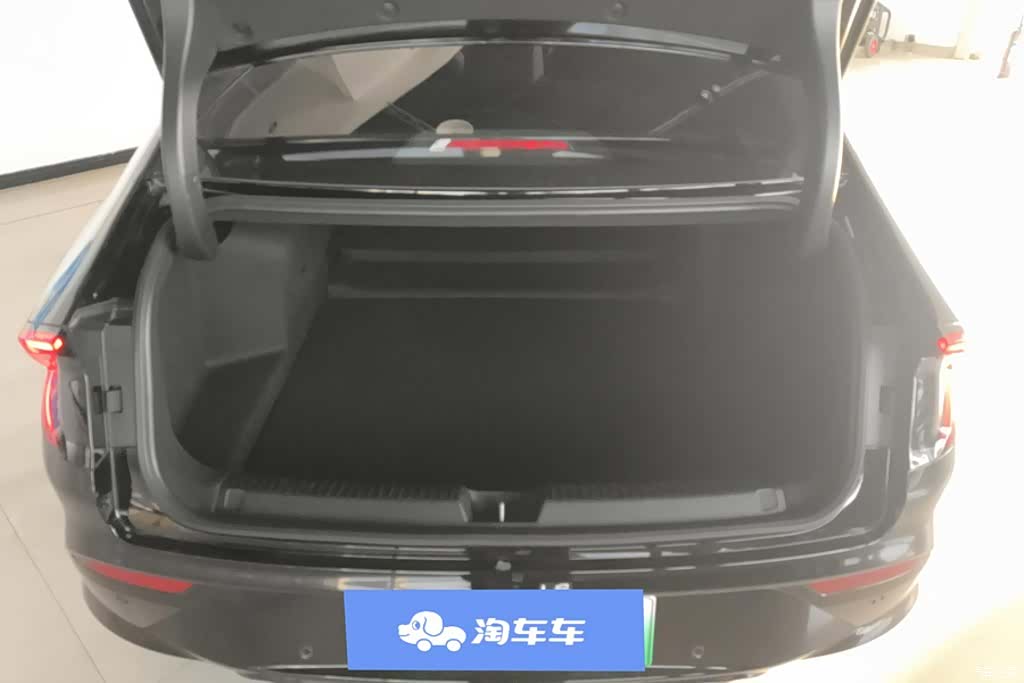 Wuling Starlight, 2025 4