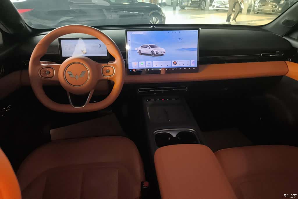 Wuling Starlight, 2025 11