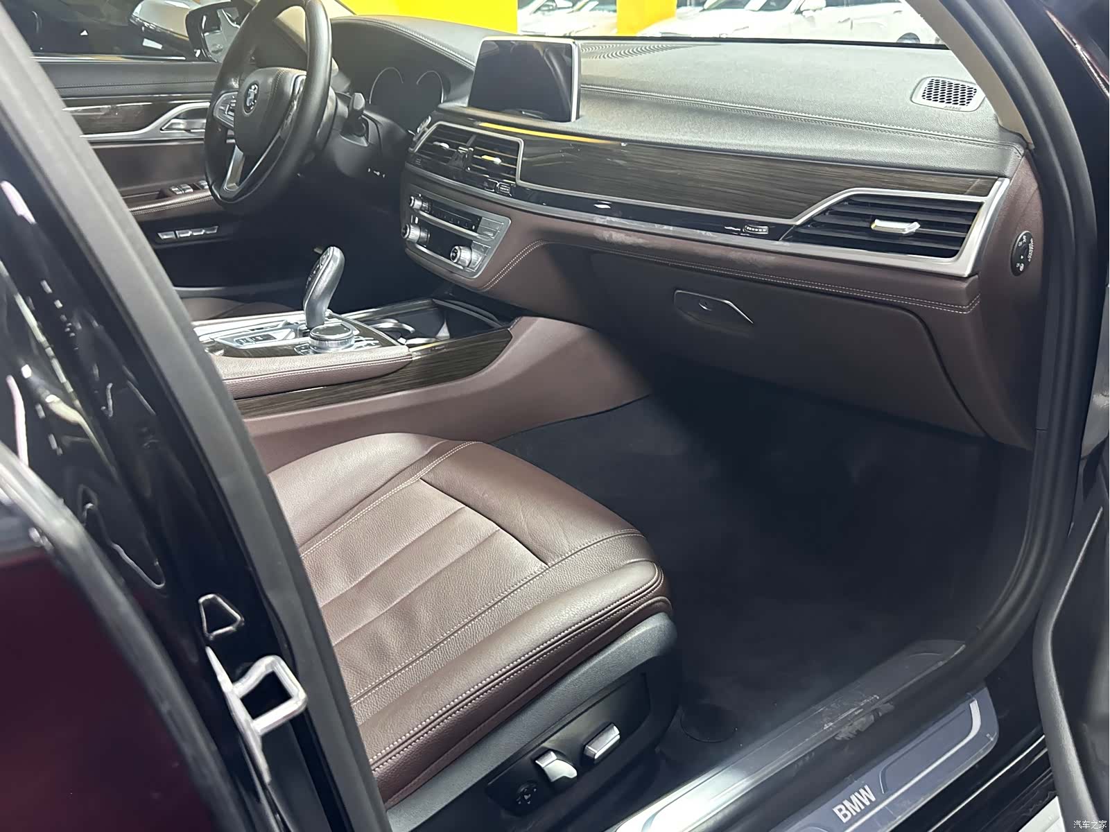 BMW 7 Series, 2017 4