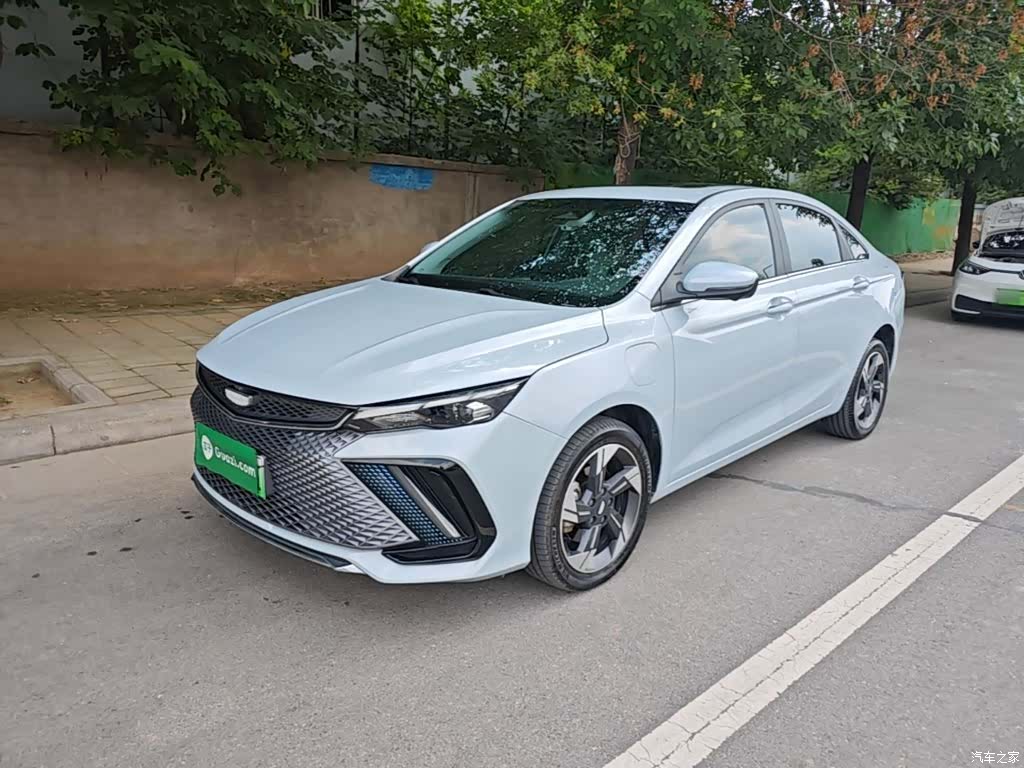 Geely Emgrand, 2022 2
