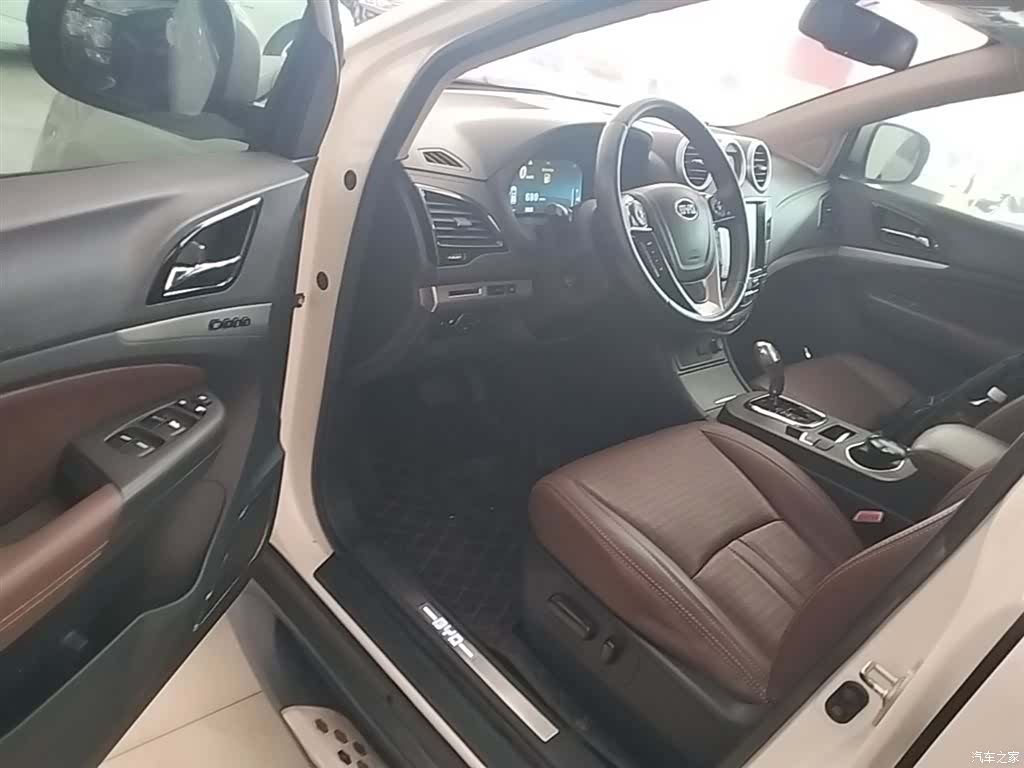 BYD S7, 2015 15