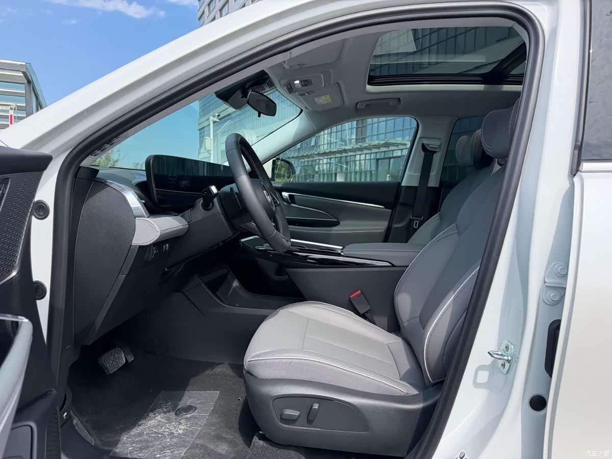 Buick E5, 2025 7