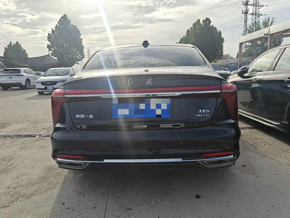 Hongqi H5