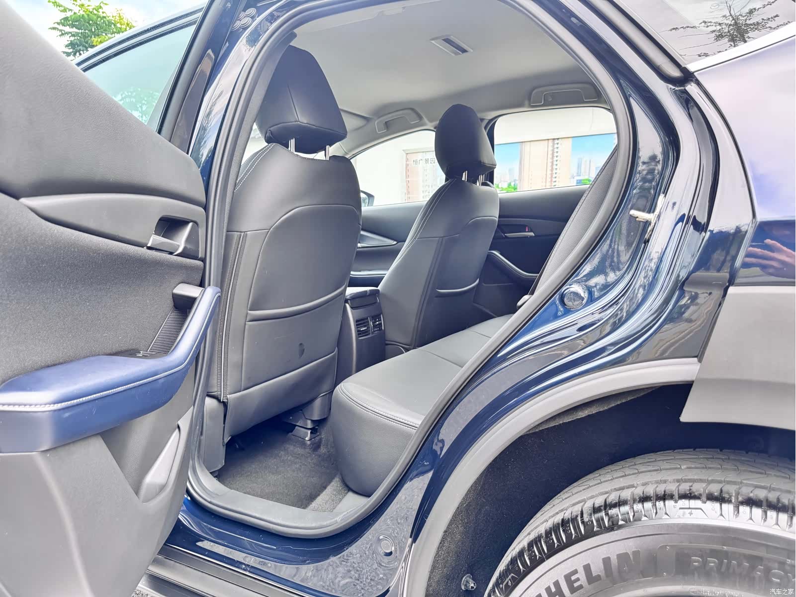Mazda CX-30, 2022 10