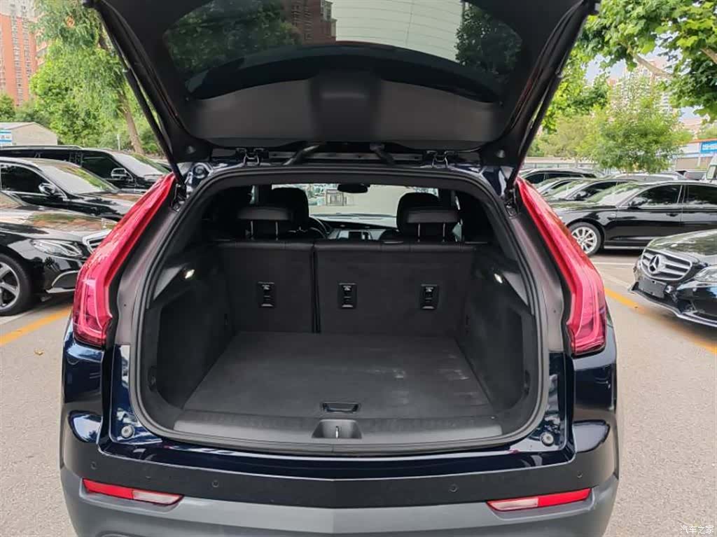 Cadillac XT4, 2022 16