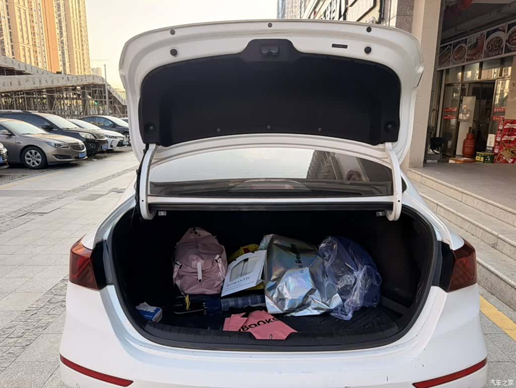Kia K3, 2021 4