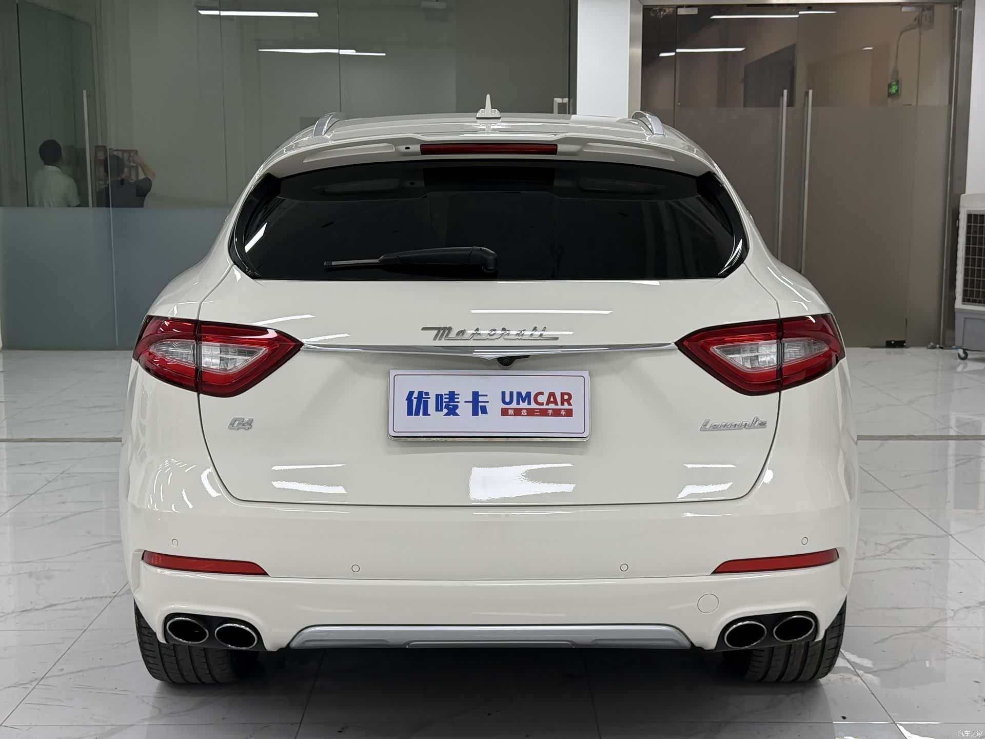Maserati Levante, 2017 все фото