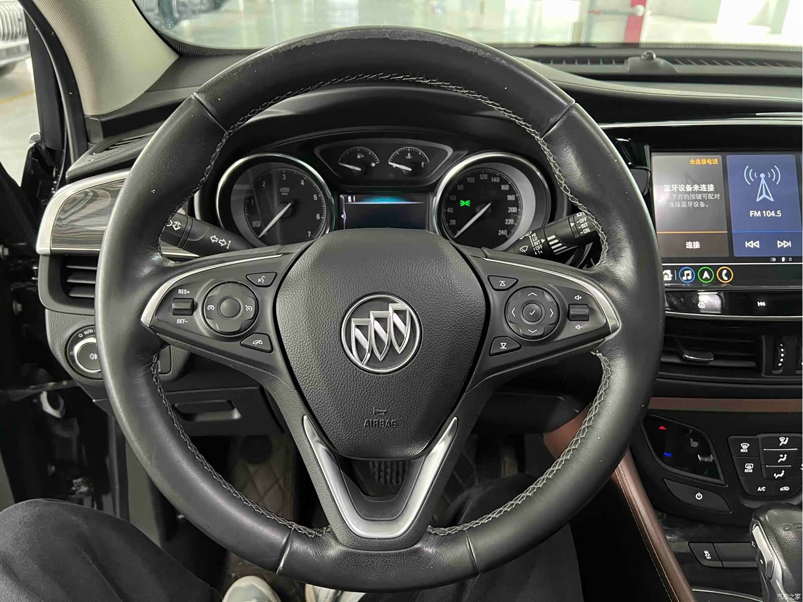 Buick Envision Plus, 2021 11