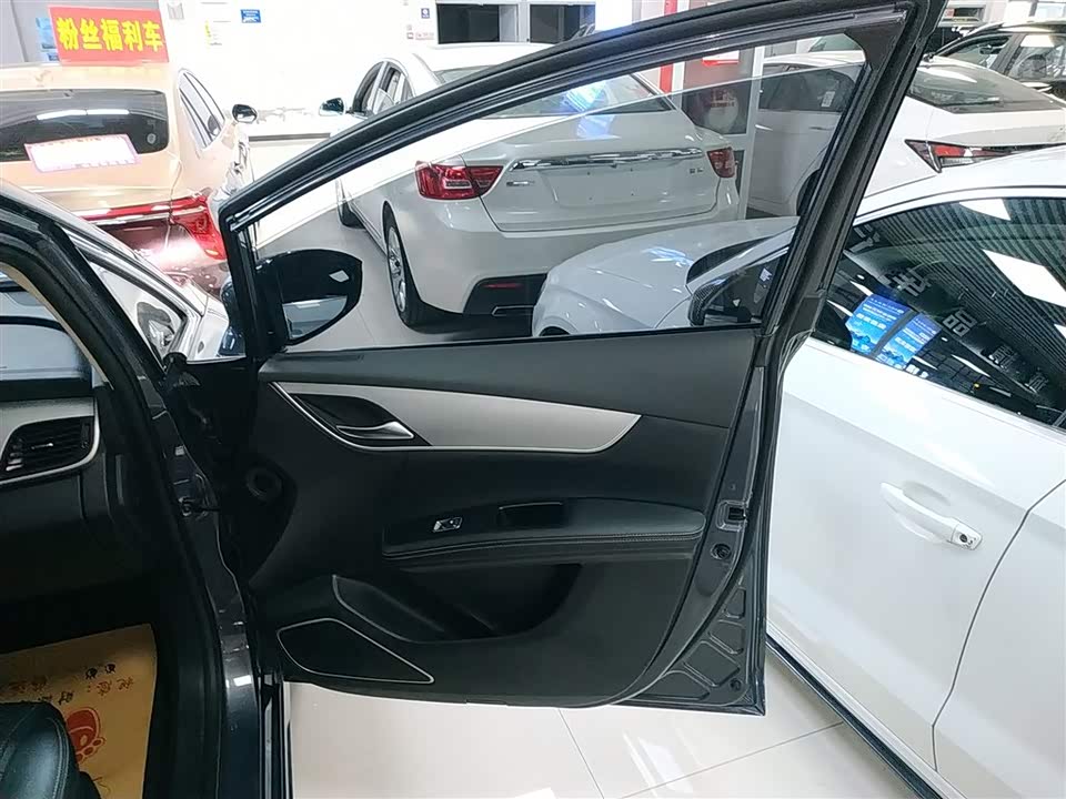 BYD Song MAX BYD Song MAX