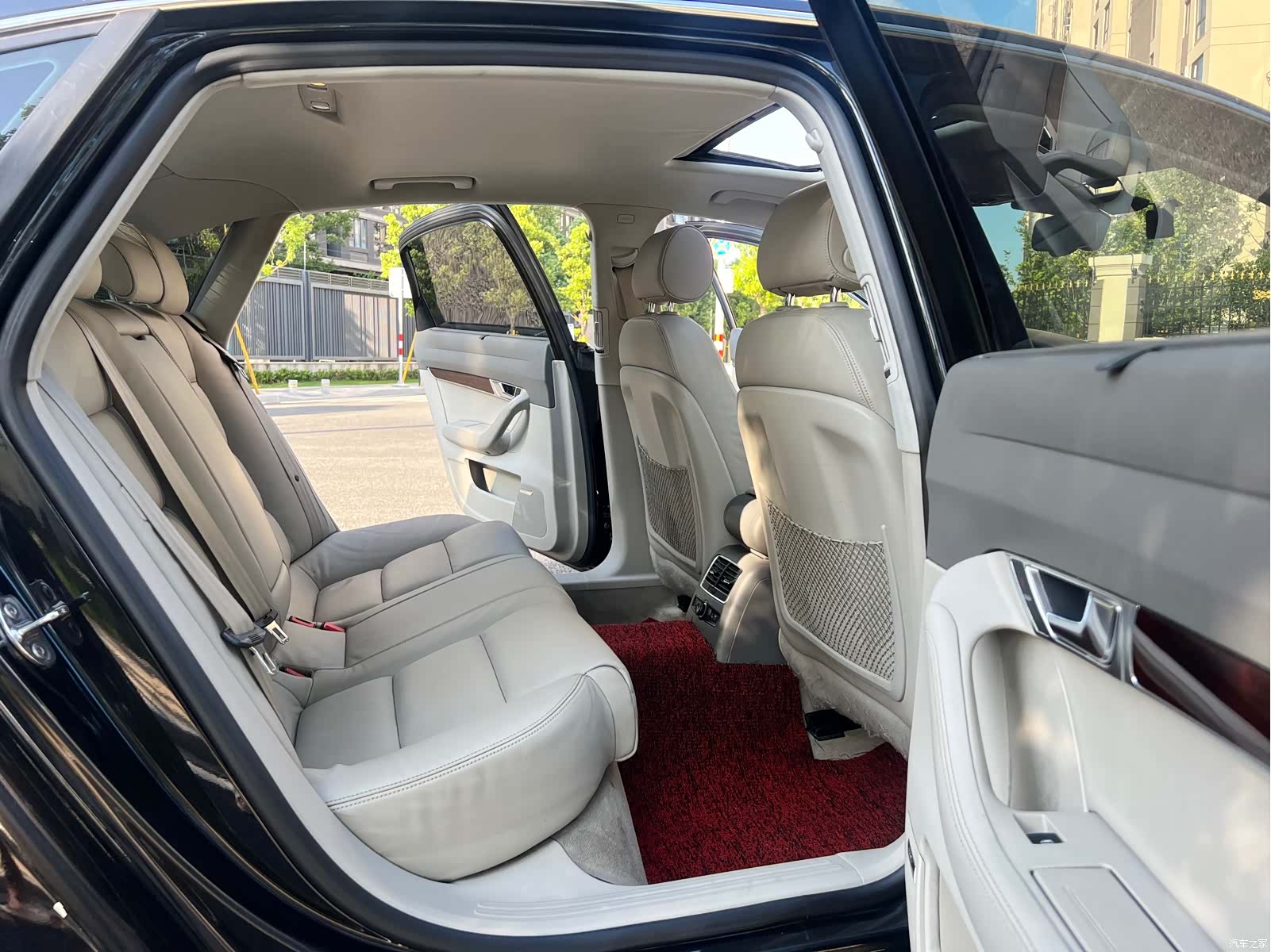 Audi A6L, 2012 14
