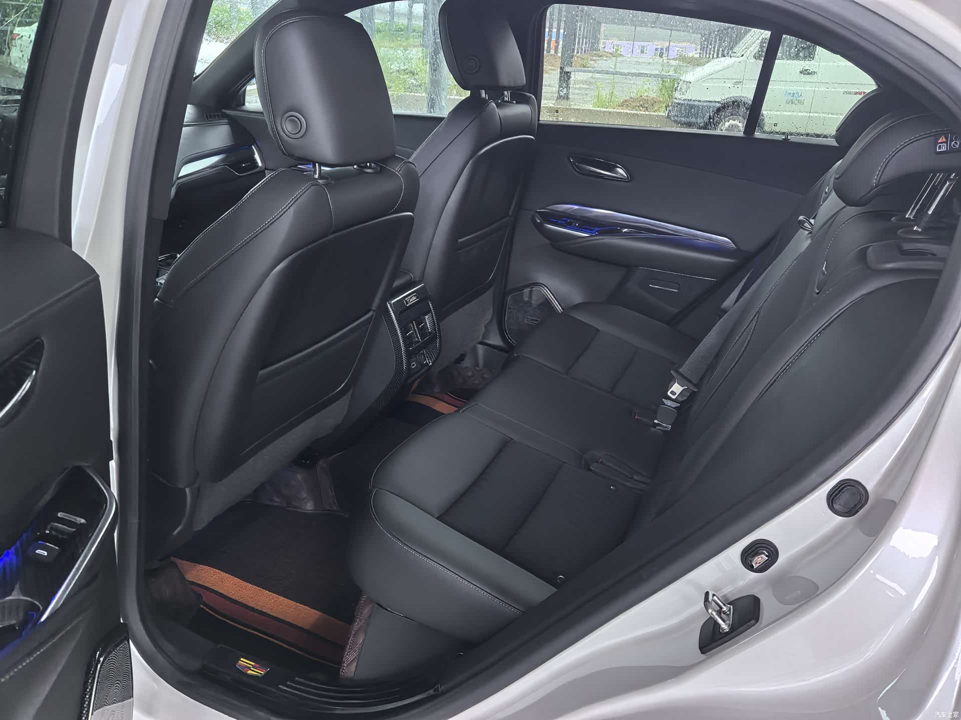 Cadillac XT4, 2020 все фото