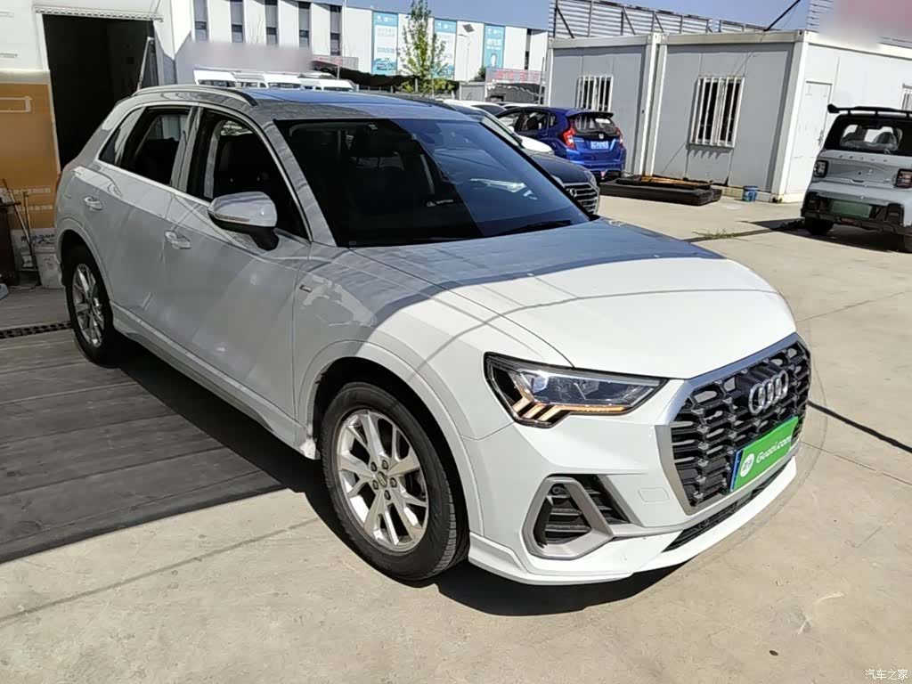 Audi Q3, 2020 4