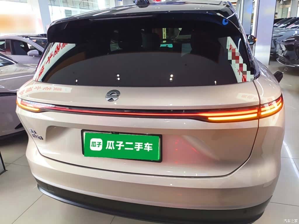 NIO ES8, 2023 6